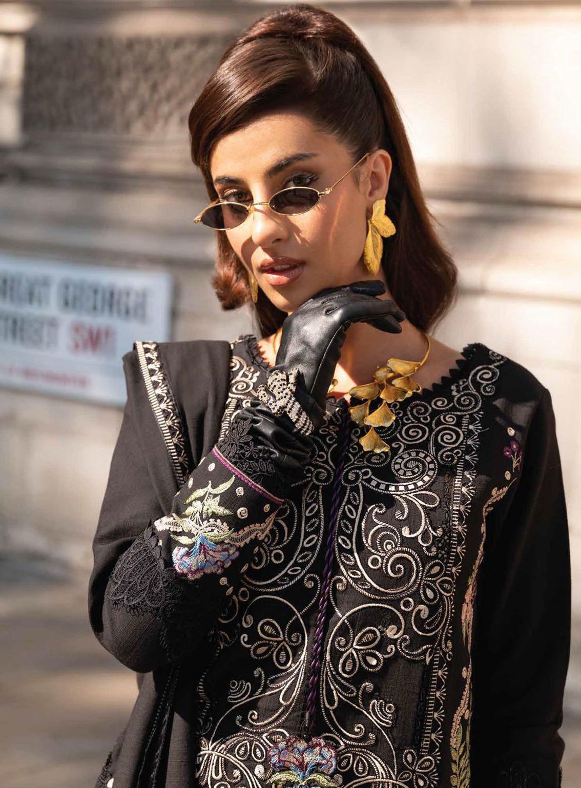 Mushq 5024-45 3 Piece Pure Wool Dhanak