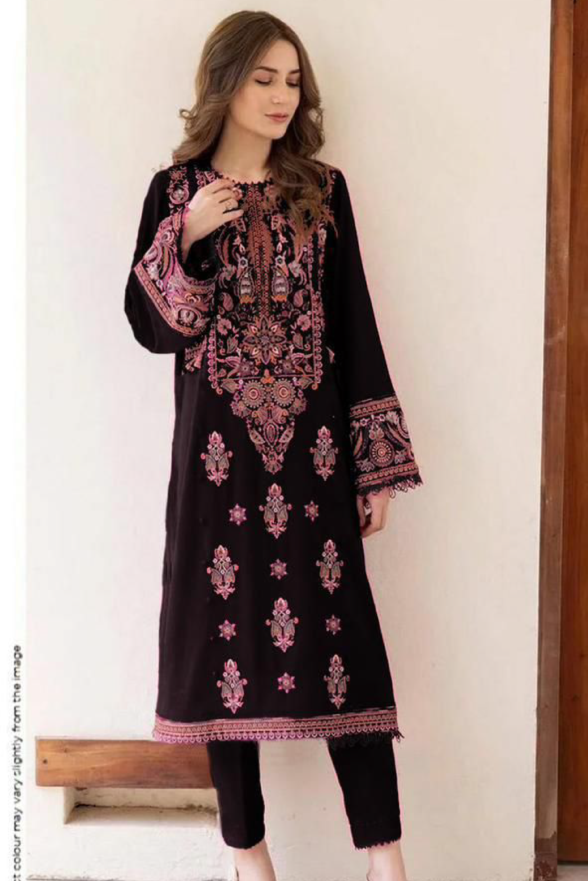 2Pc DHANAK  Embroidered 05