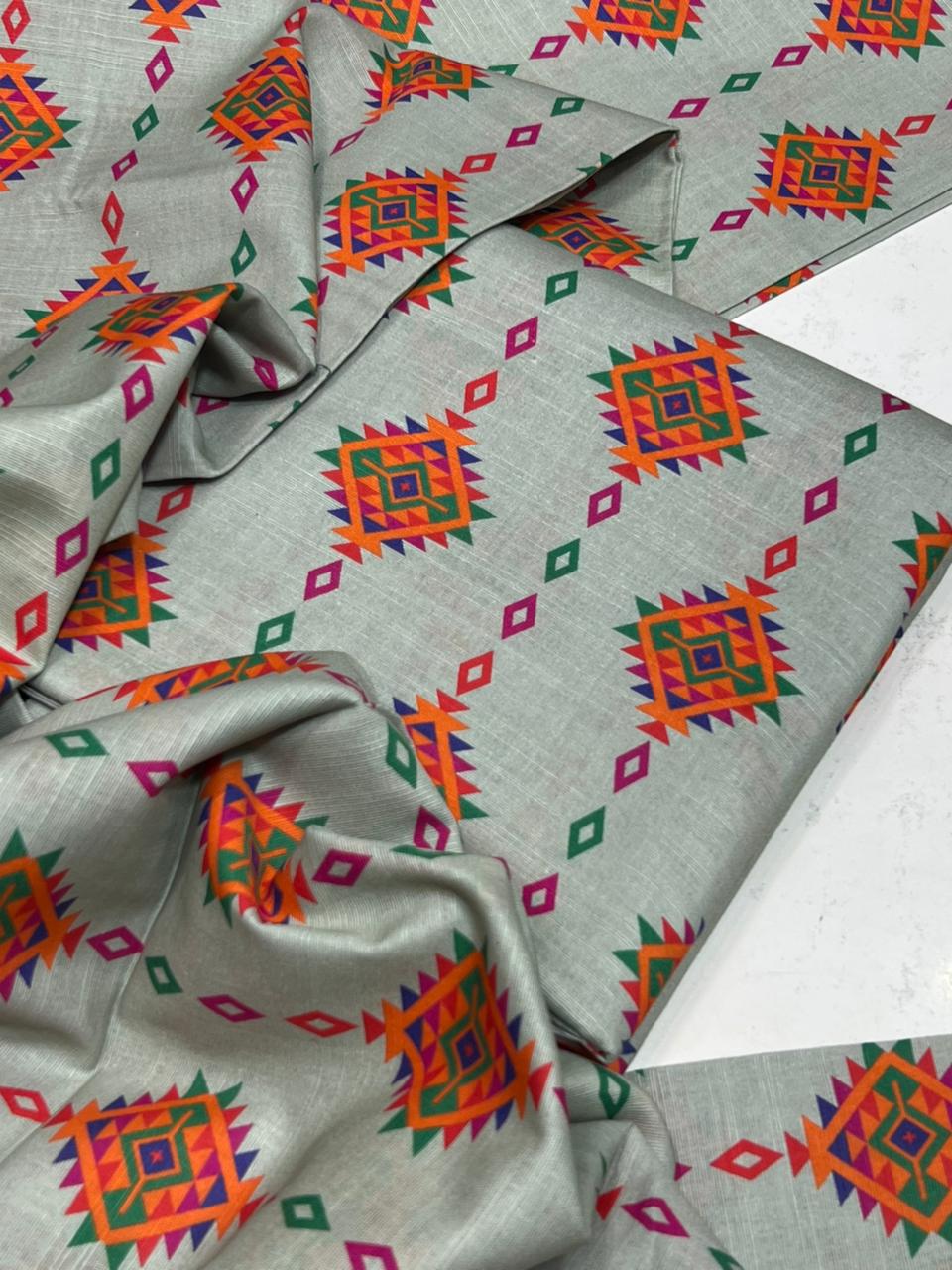 2Pc Winter Khaadi Digital Printed Khaddar 02