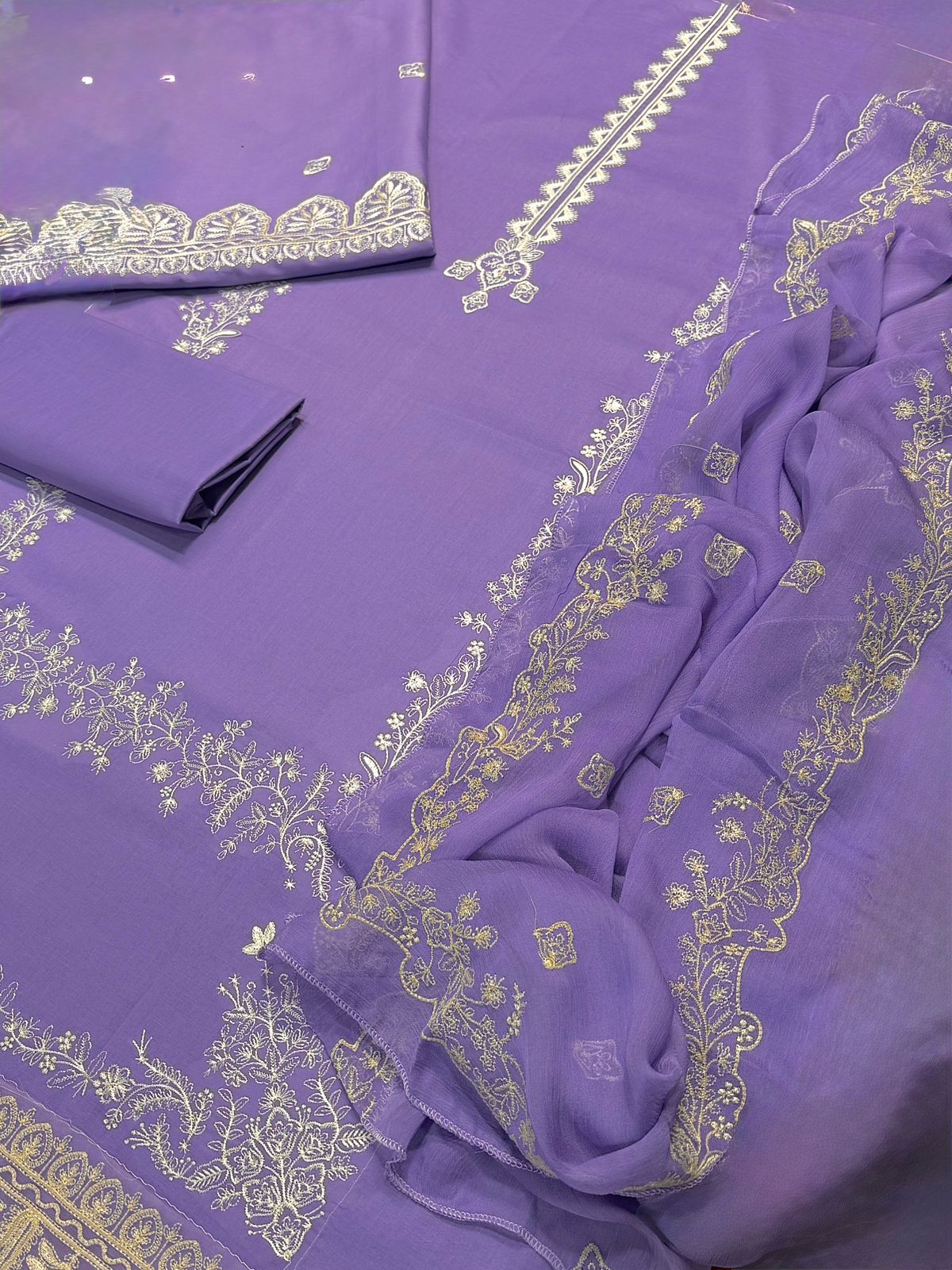 CRIMSON LAWN 3pc Summer Collection