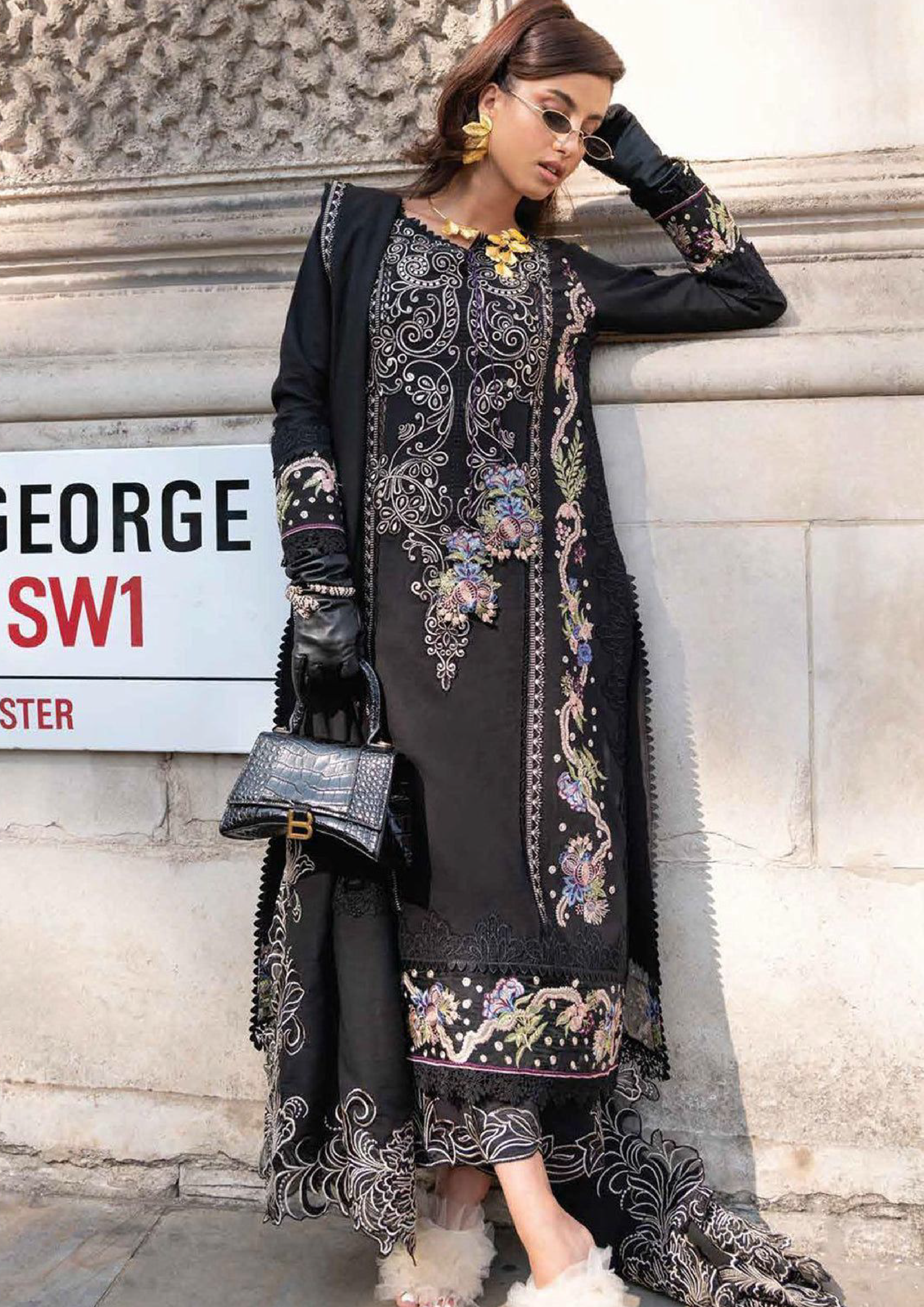 Mushq 5024-45 3 Piece Pure Wool Dhanak